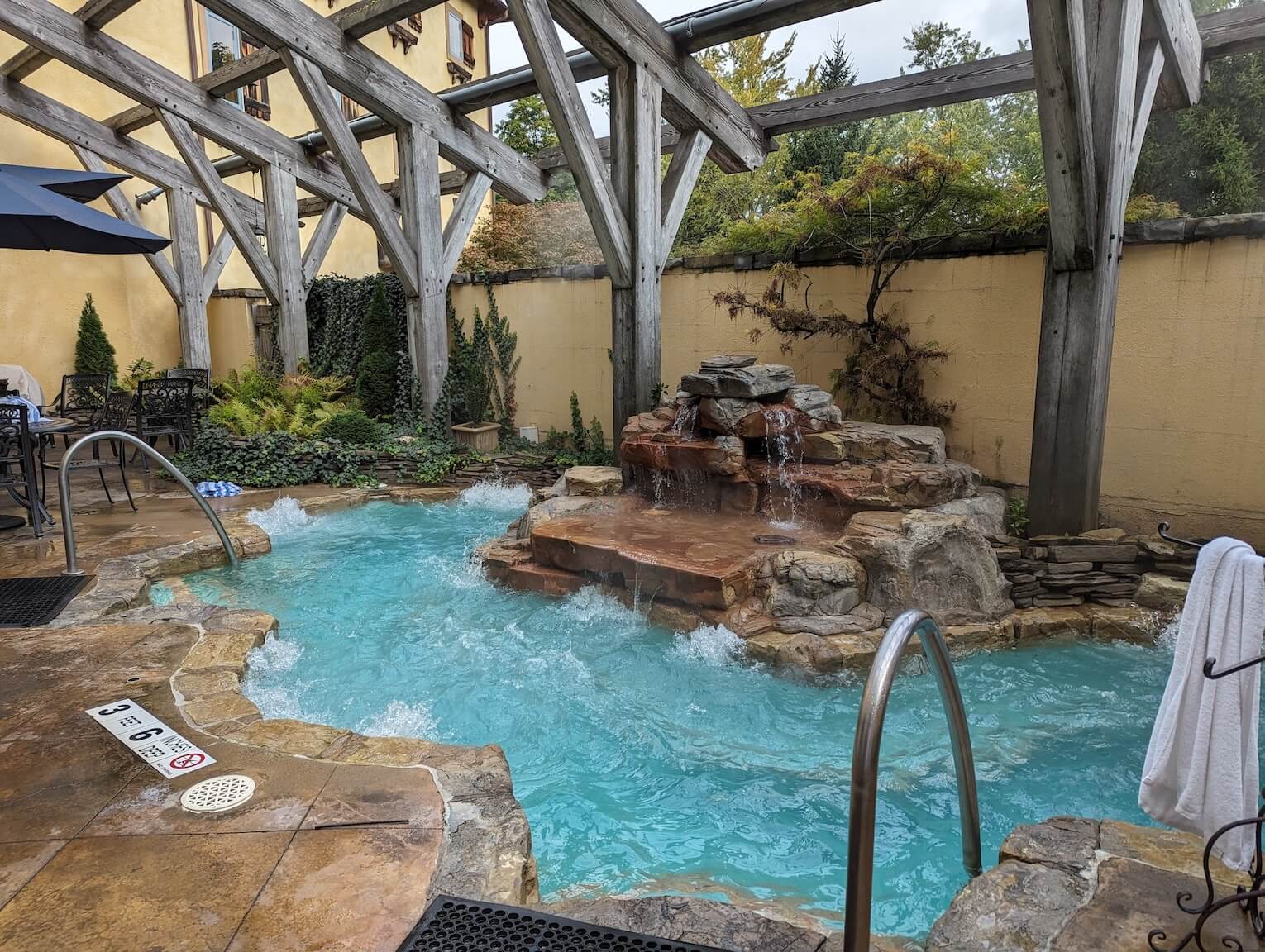 mirbeau skaneateles hot tub